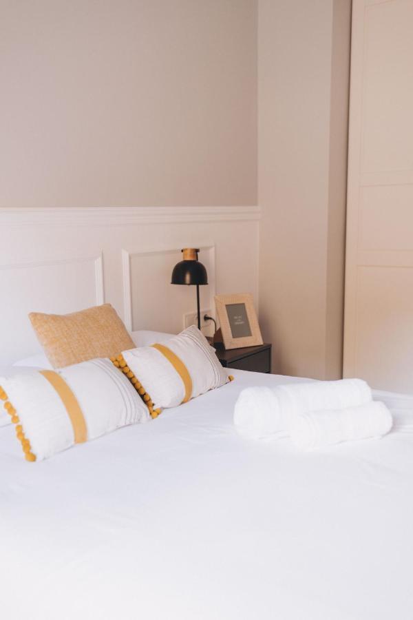 The Orbit Apartments Barcelona Bagian luar foto