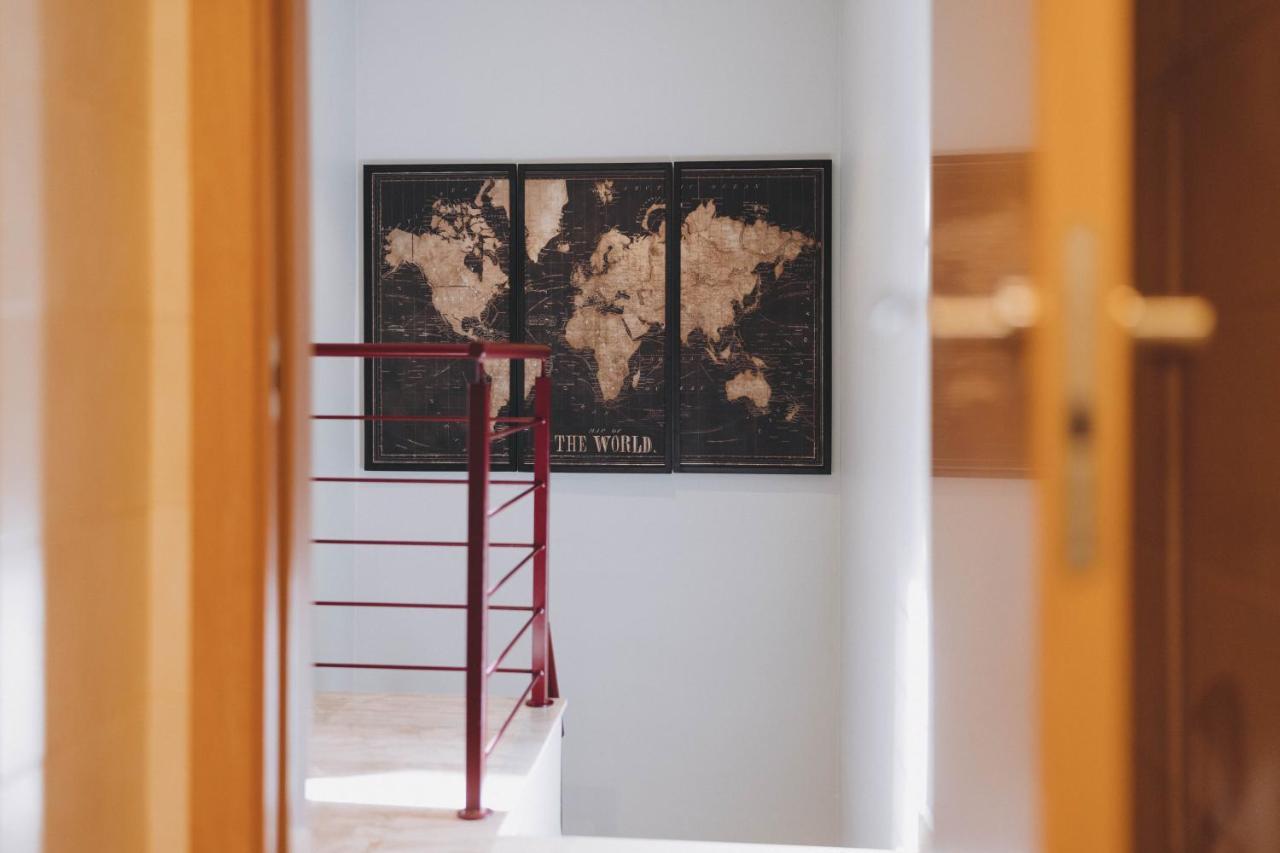 The Orbit Apartments Barcelona Bagian luar foto