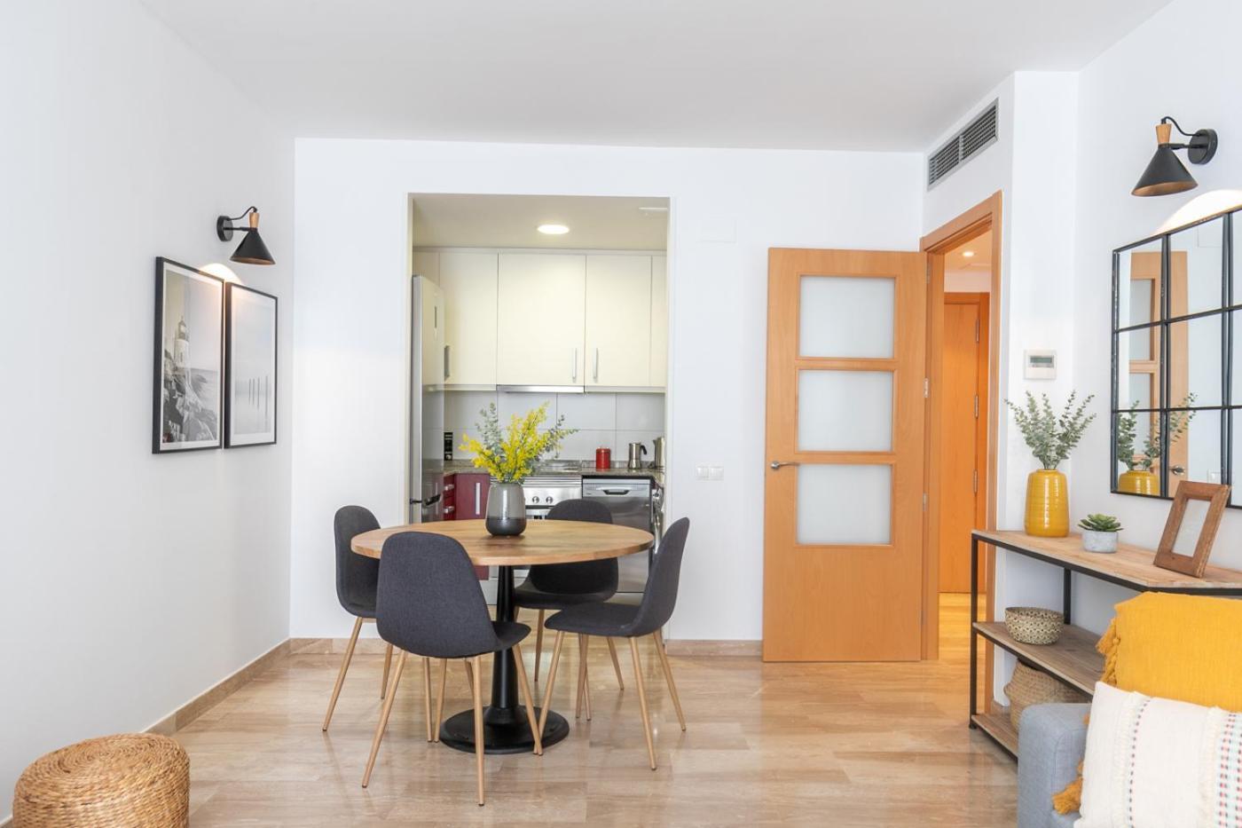 The Orbit Apartments Barcelona Bagian luar foto