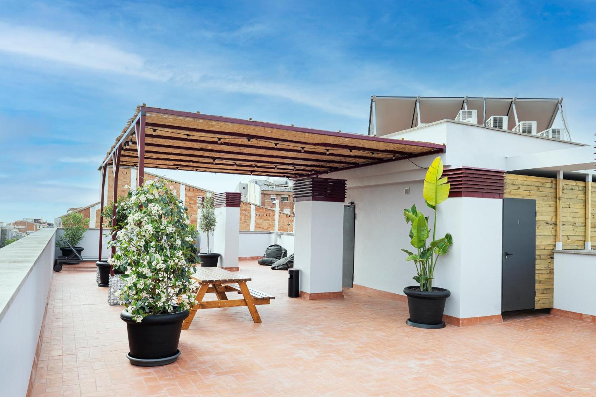 The Orbit Apartments Barcelona Bagian luar foto