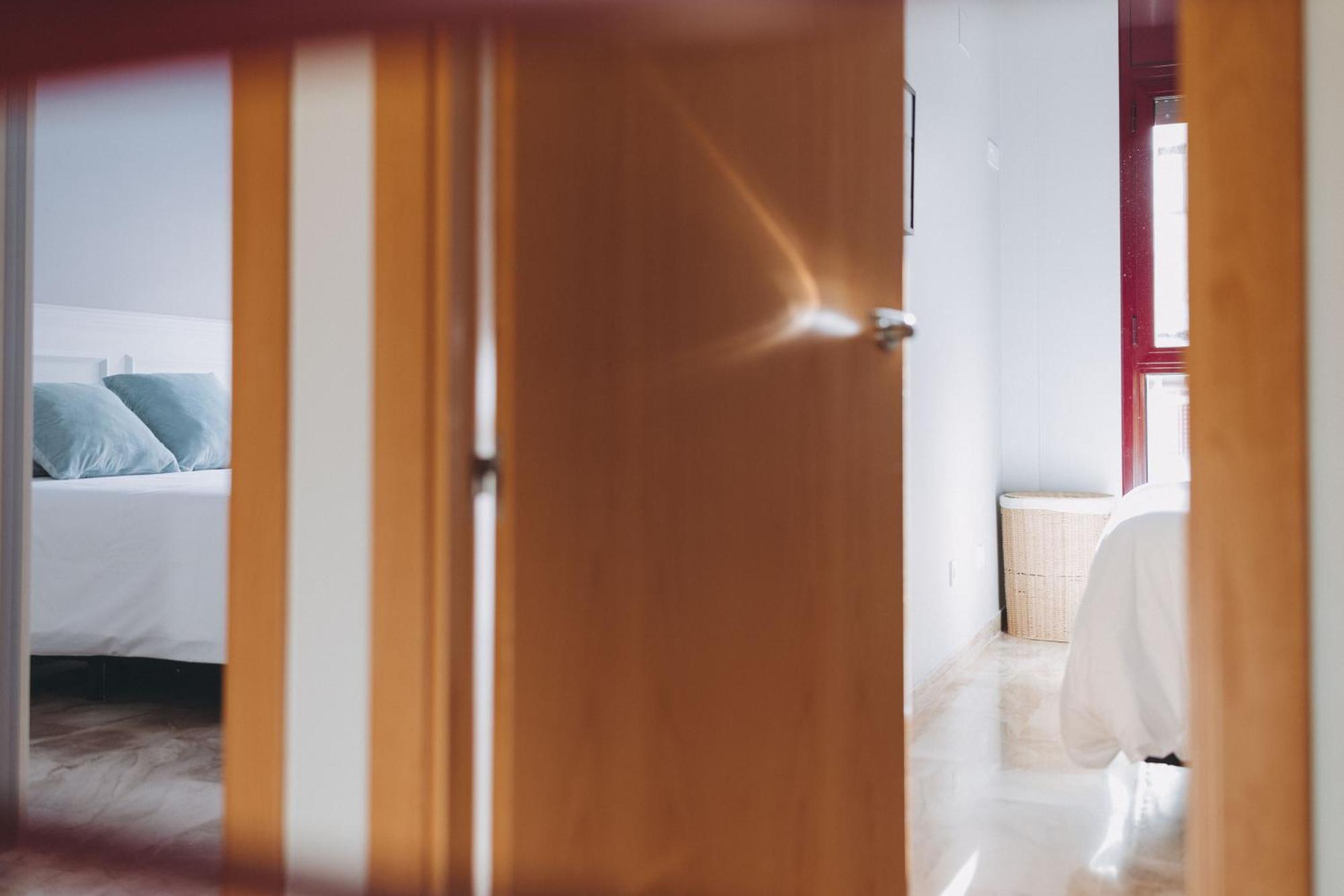 The Orbit Apartments Barcelona Bagian luar foto
